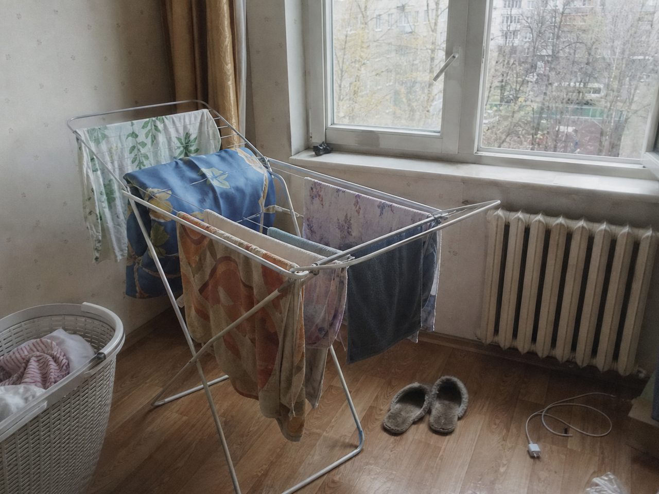 Нос сохнет не от батарей, а от уличного воздуха, который они нагрели